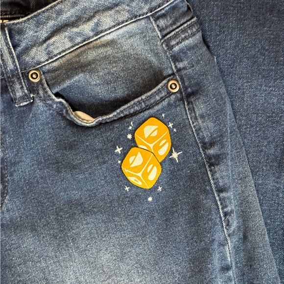 Her Universe Star Ward Solo Bell Bottom Jeans Size 0 - Picture 10 of 12